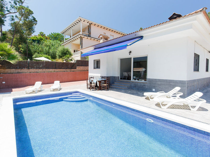 Clavel - Four Bedroom Hotel Lloret de Mar